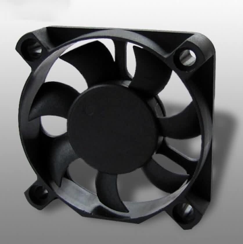 Mighty Mini DC Fan: 50 x 50 x 10mm / Sleeve Ball Bearing Product Image